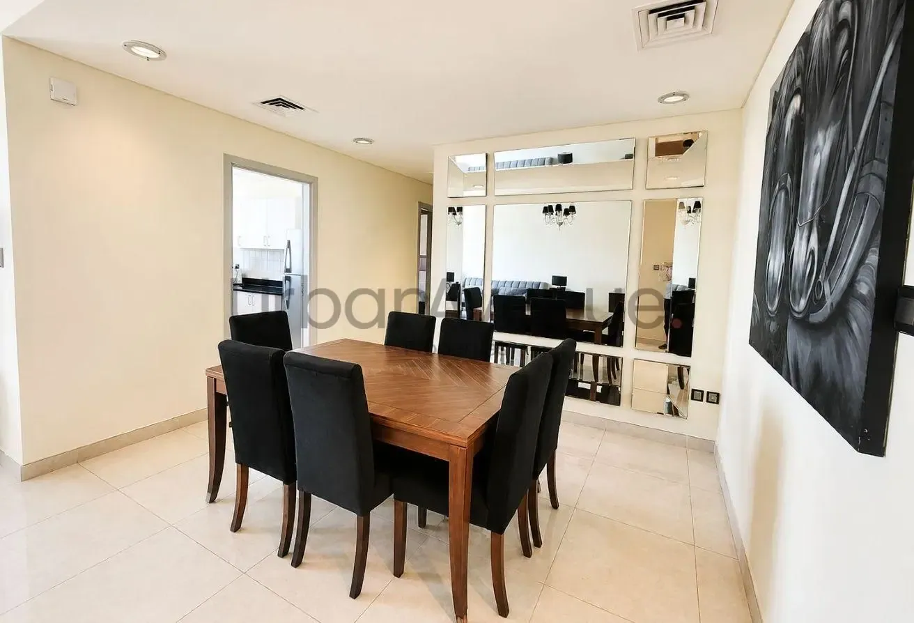 Plus Maids | En Suite | Closed Kitchen | Furnished