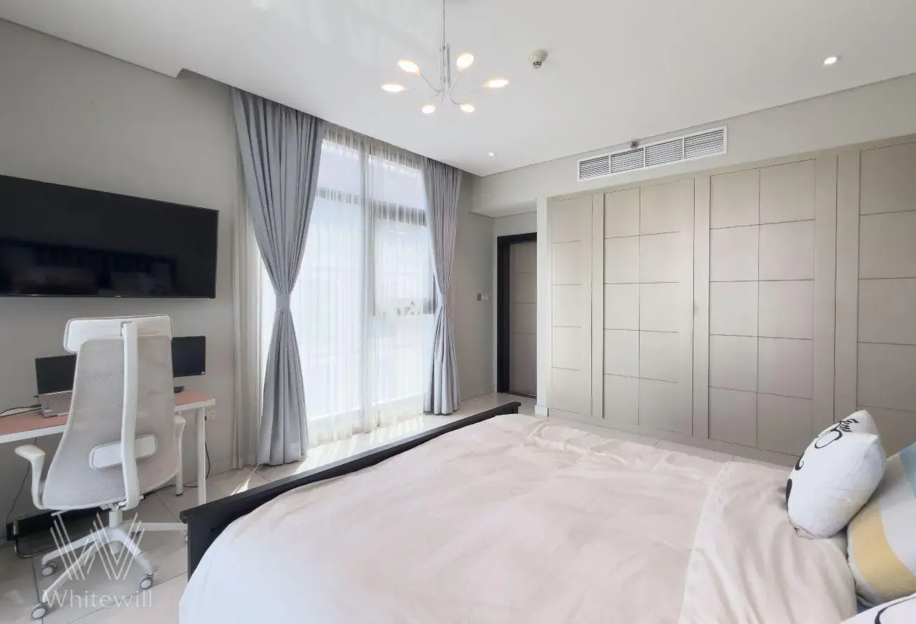 Burj Khalifa View | Fully Furnished | Spacious