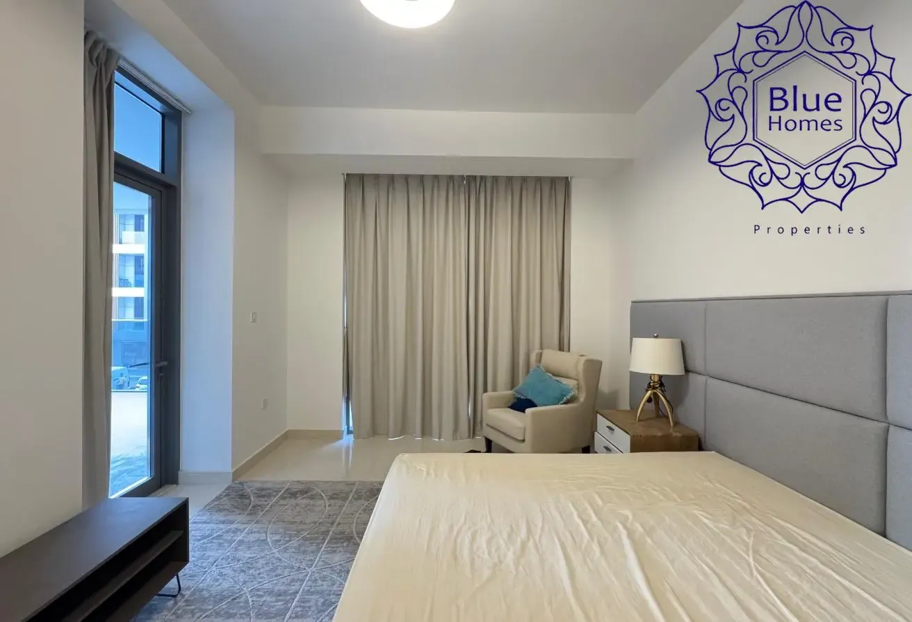 Fully Furnished 2BHK  Modren Living READY TO MOVE