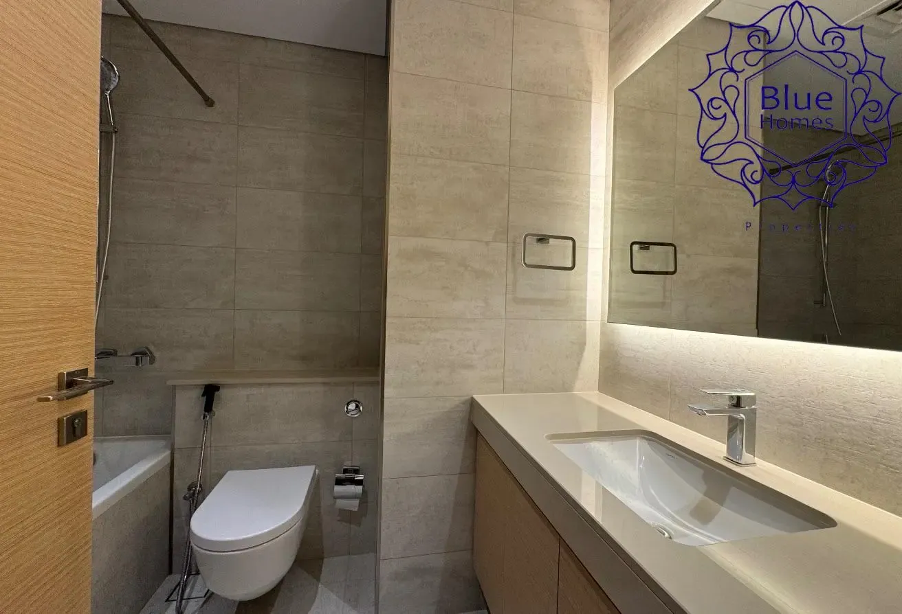 Fully Furnished 2BHK  Modren Living READY TO MOVE