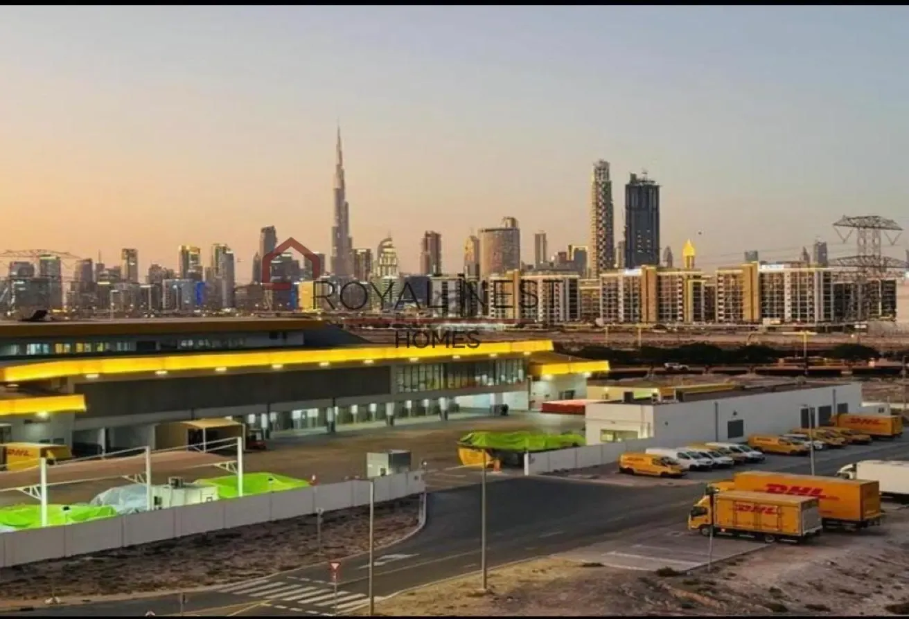 Fully Furnished | Prime Location | Skyline View