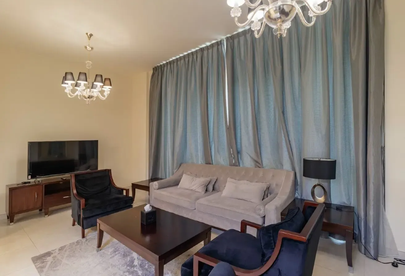 Top of line | Furnished | Vacant