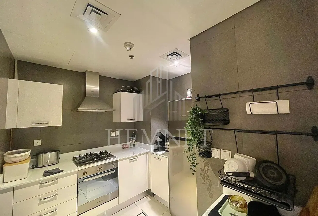 Fully Furnished | Luxury Apt | Prime Location
