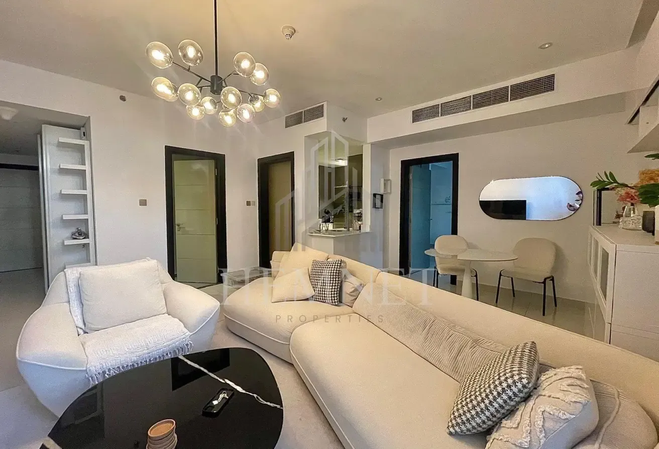 Fully Furnished | Luxury Apt | Prime Location