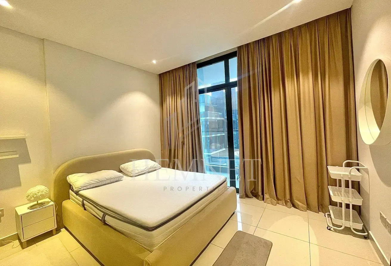 Fully Furnished | Luxury Apt | Prime Location