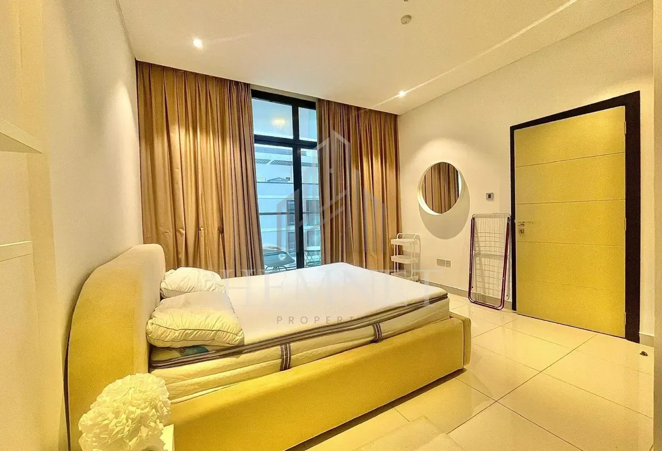 Fully Furnished | Luxury Apt | Prime Location