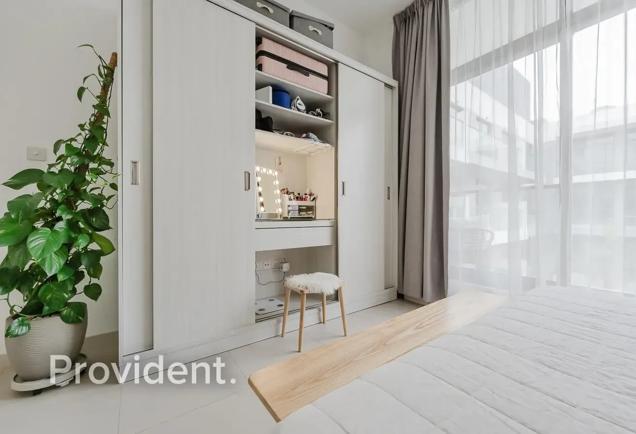 Luxurious Furnished | Pool View | Mid Floor