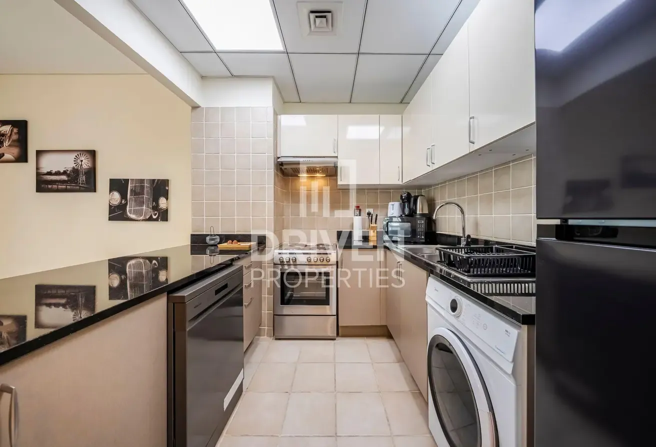 Ready to Move in | Fully Furnished | Chiller Free