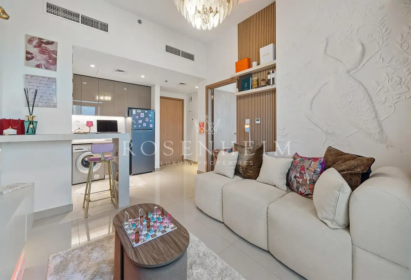 Quality Upgrade |  Burj Khalifa Views | 12 Cheques