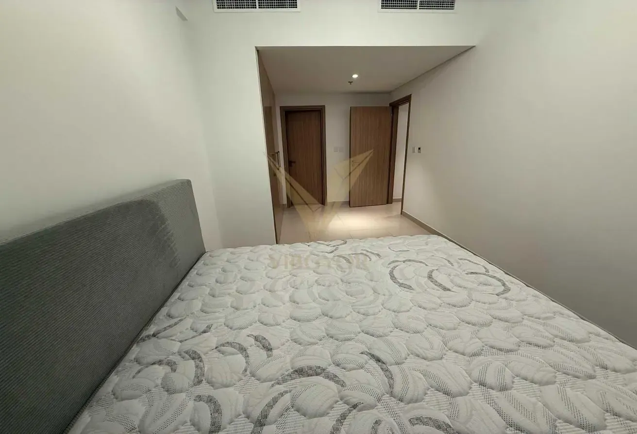 Modern 2BR with Natural Light | Chiller Free