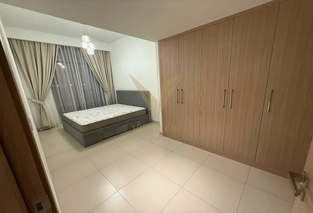 Modern 2BR with Natural Light | Chiller Free
