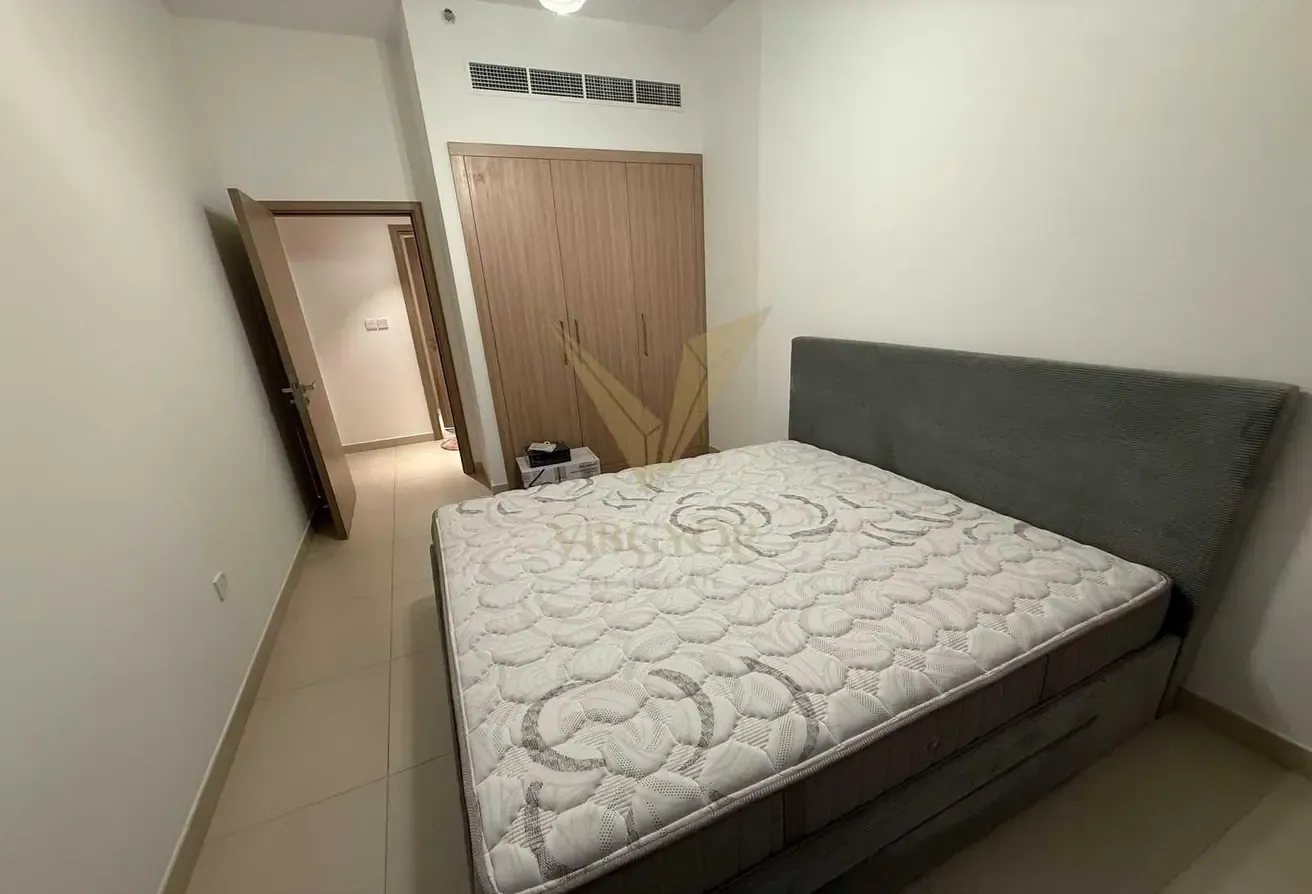 Modern 2BR with Natural Light | Chiller Free