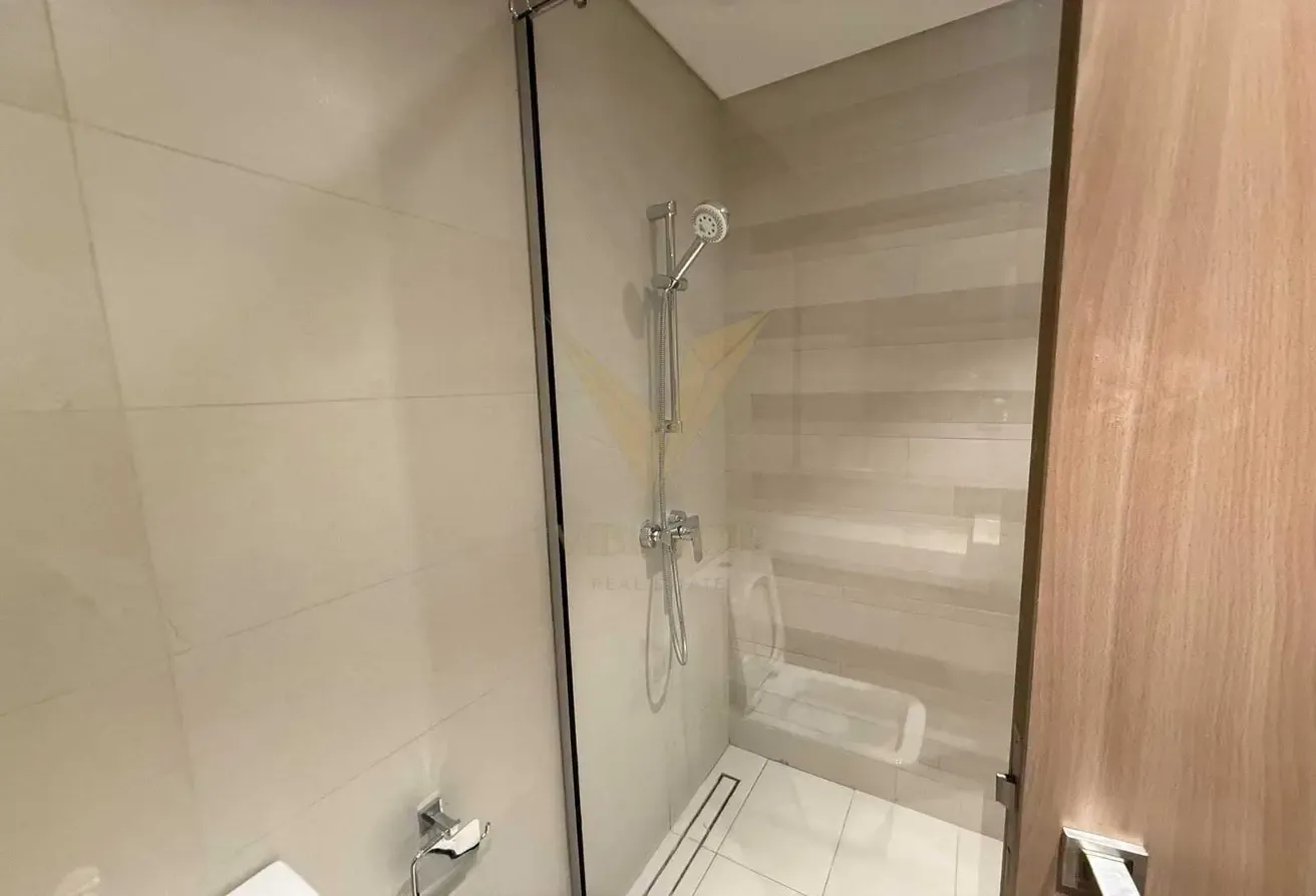 Modern 2BR with Natural Light | Chiller Free