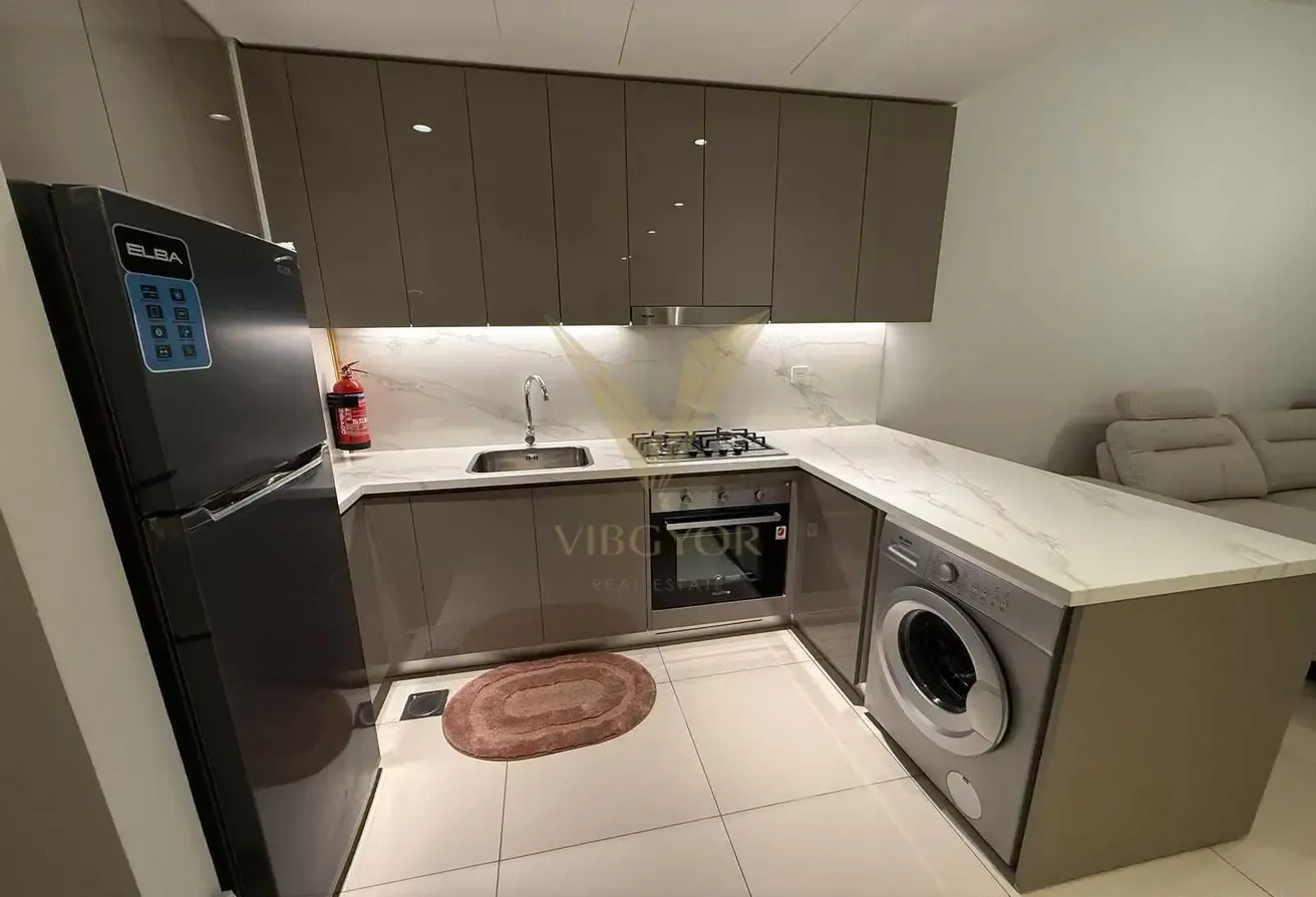 Modern 2BR with Natural Light | Chiller Free