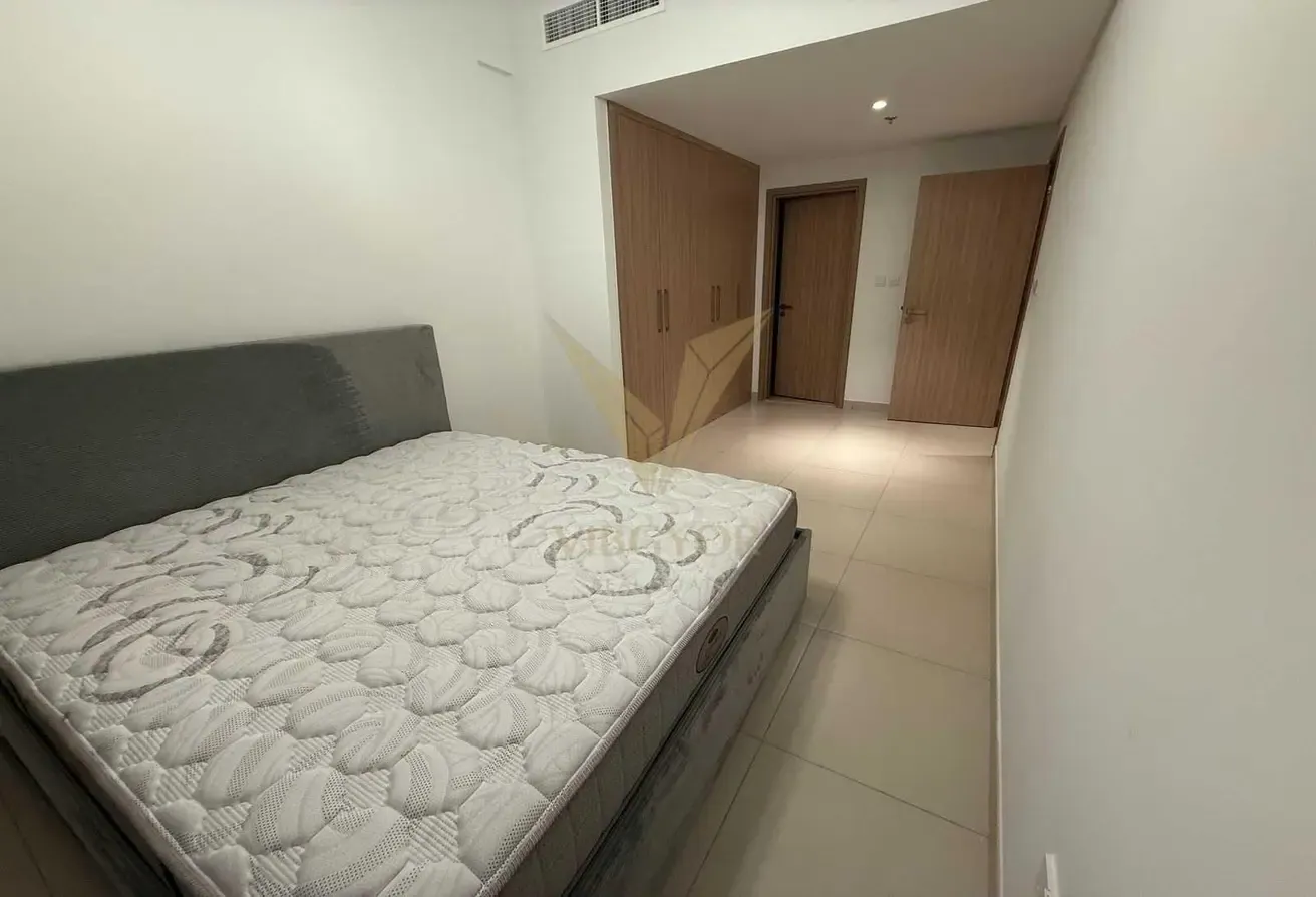 Modern 2BR with Natural Light | Chiller Free
