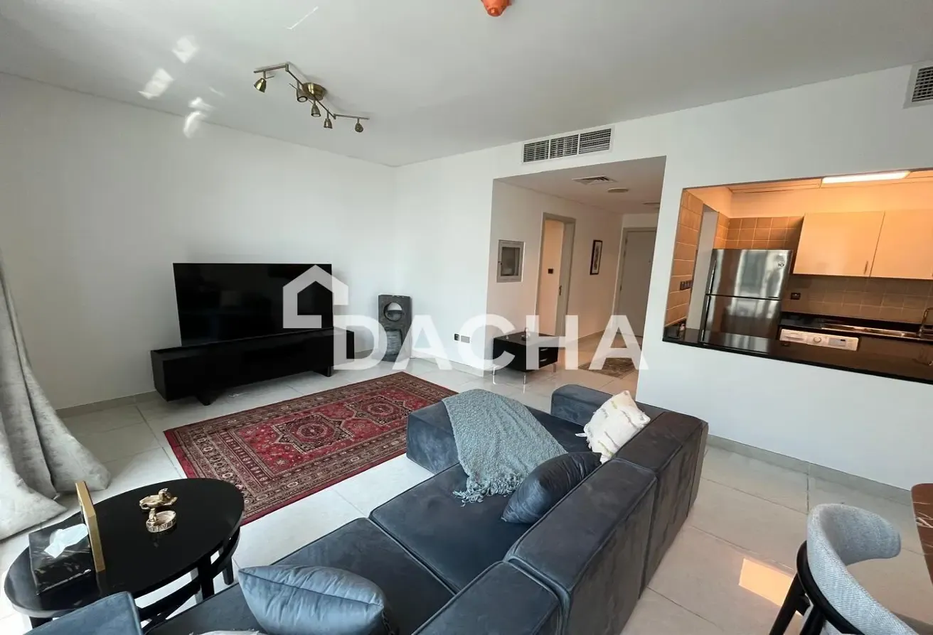 Furnished | Large Closed Kitchen | Vacant