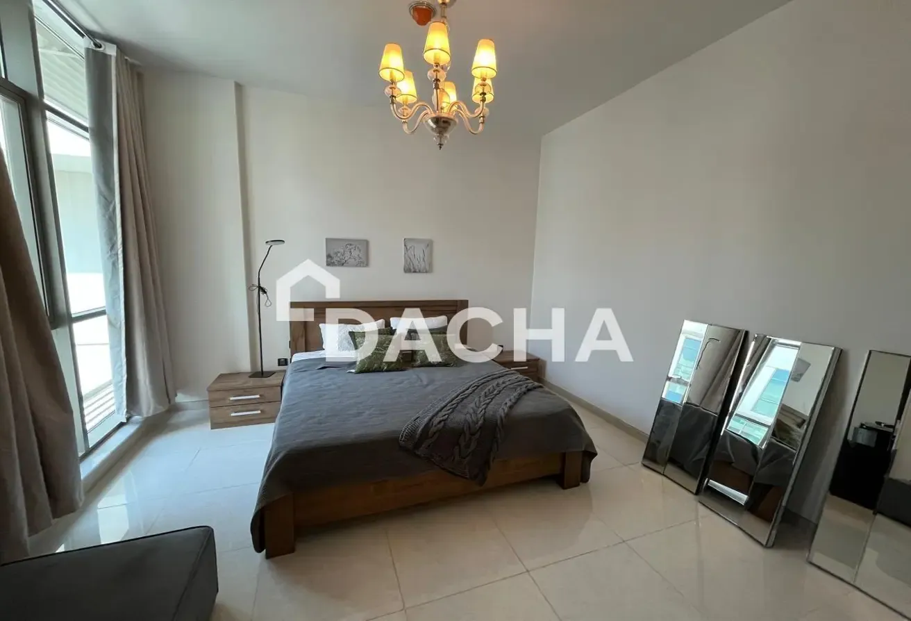 Furnished | Large Closed Kitchen | Vacant