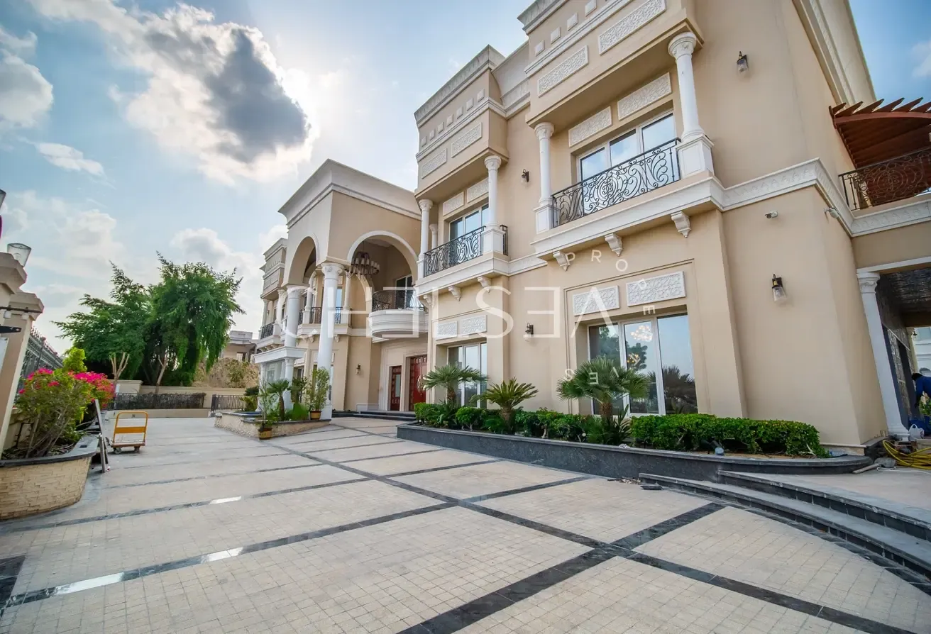 LAKE VIEW | SIGNATURE VILLA | ITALIAN INTERIOR