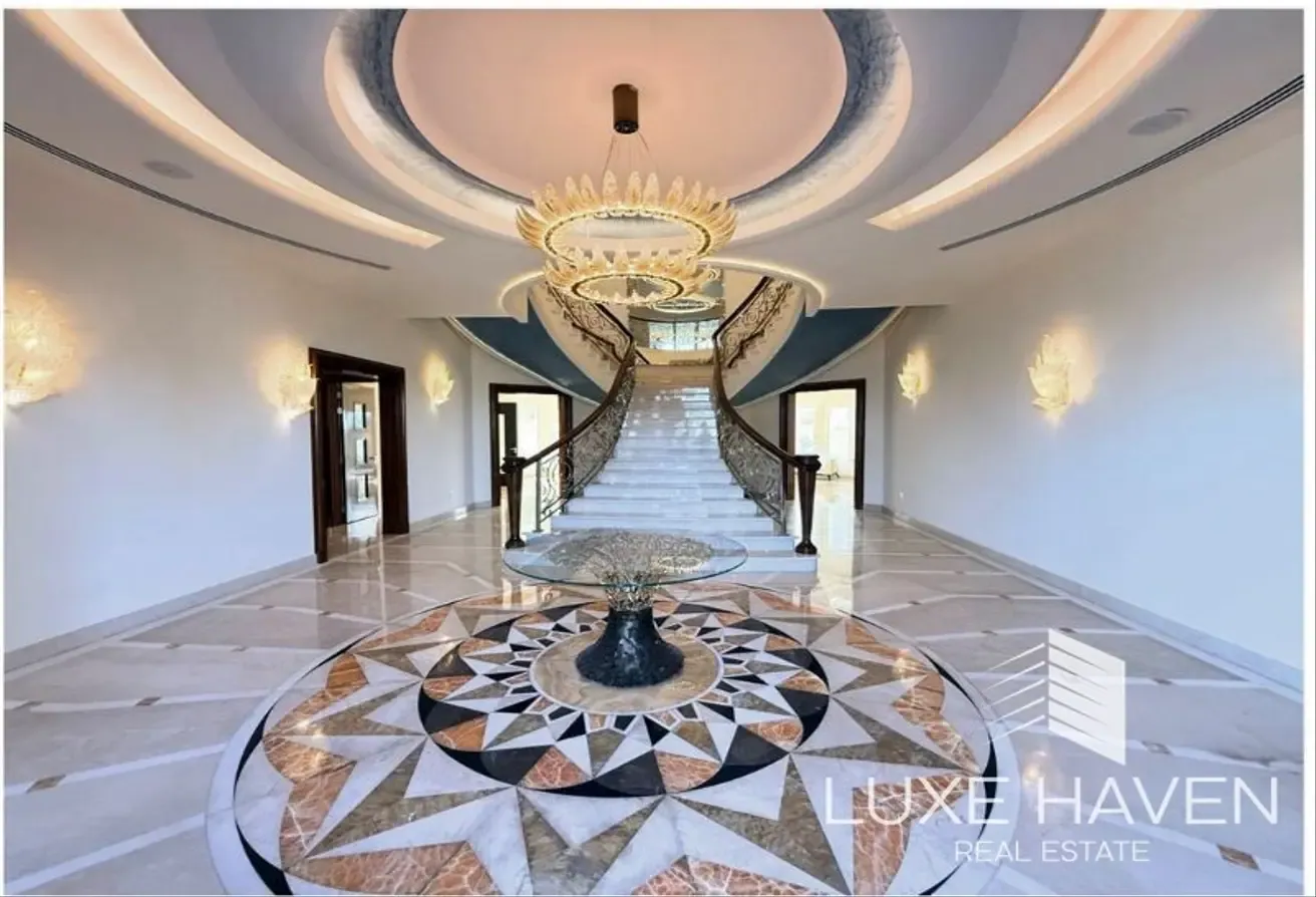 Lake Views | Luxury Villa | Private Pool