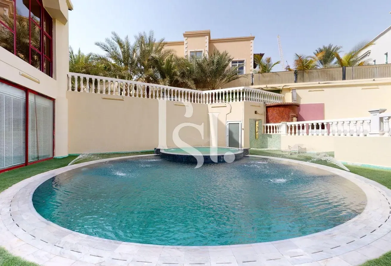 Private Pool and Lift | Wide range of Amenities