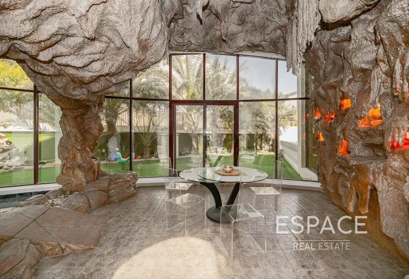Luxury | Fully Furnished | Emirates Hills