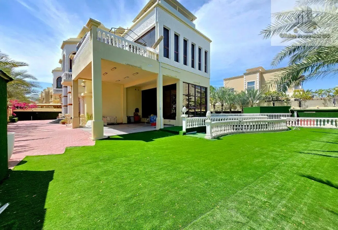 Luxurious Villa | Swimming Pool | Lake View