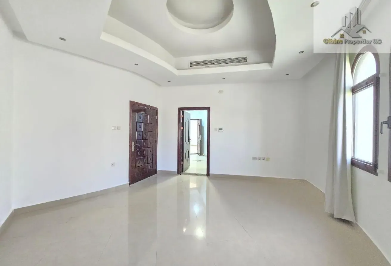 Luxurious Villa | Swimming Pool | Lake View