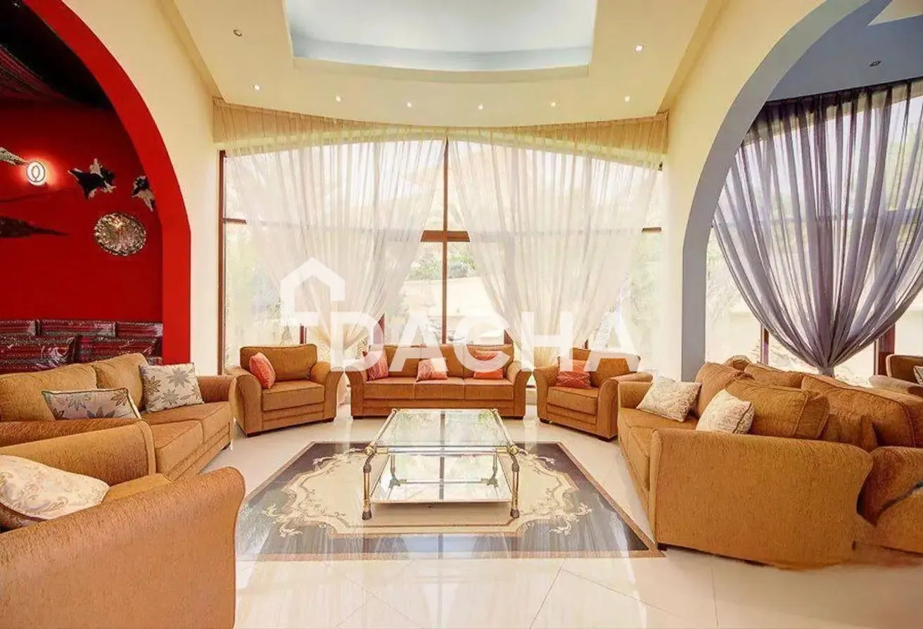 7BR Lake-Facing Villa | Elevator | Pool | Cinema