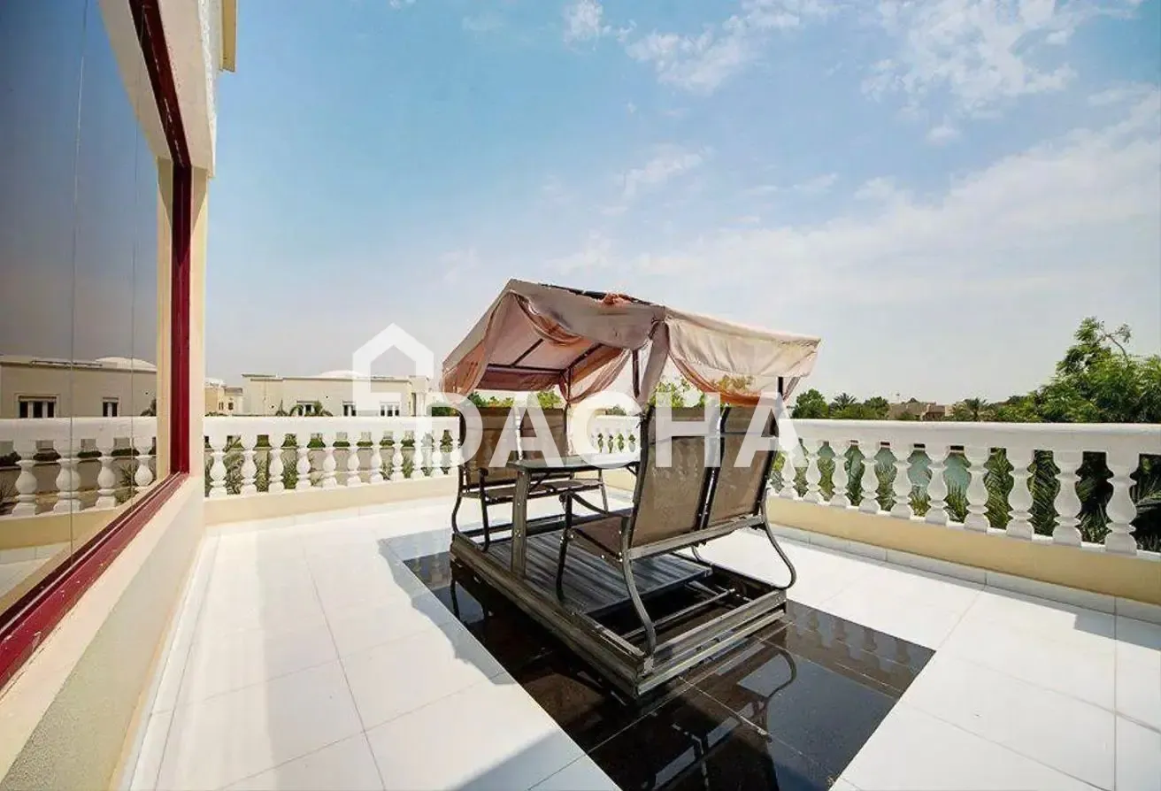 7BR Lake-Facing Villa | Elevator | Pool | Cinema
