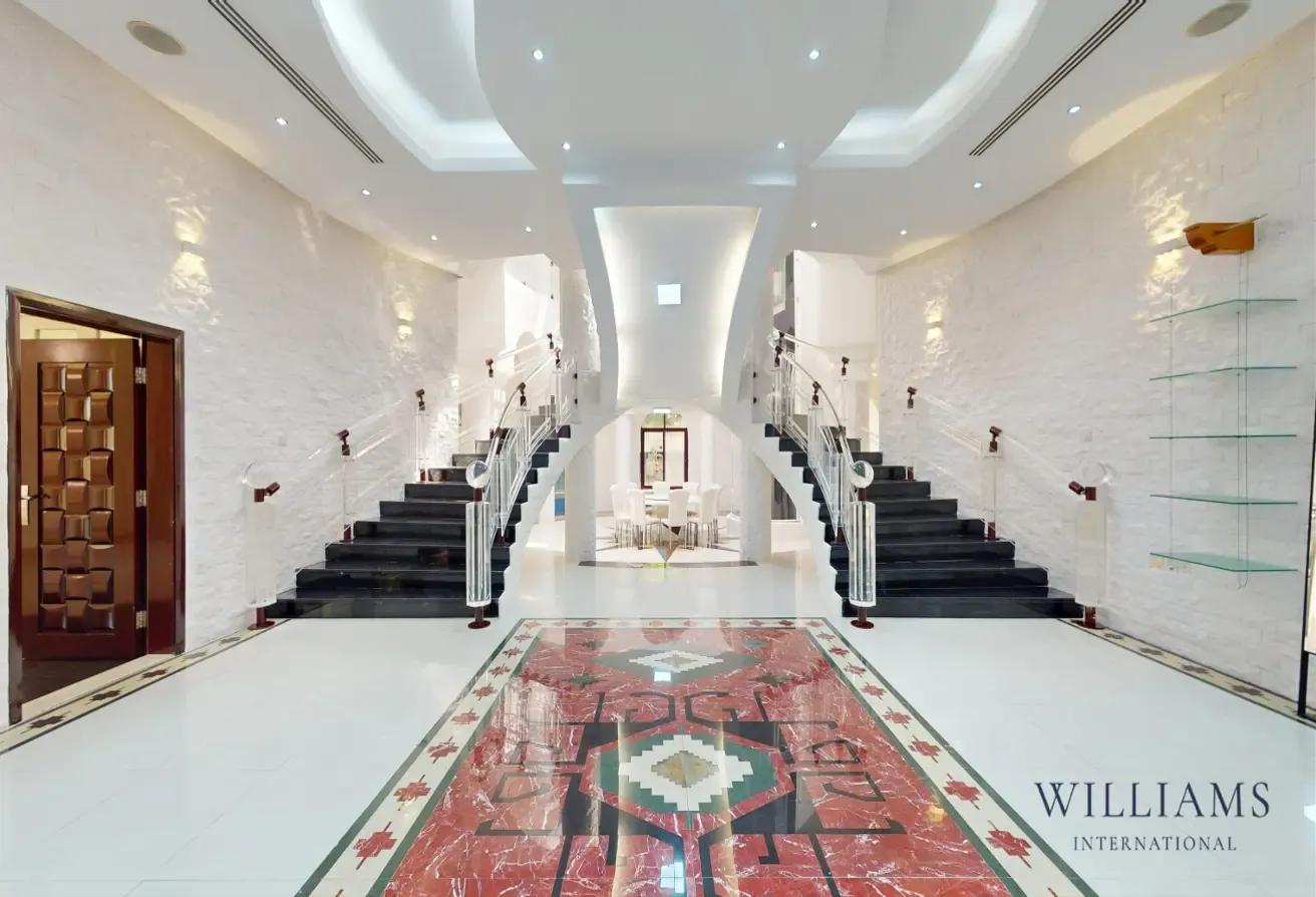 MAIN LAKE VIEW | 8 BEDROOMS | LARGE VILLA