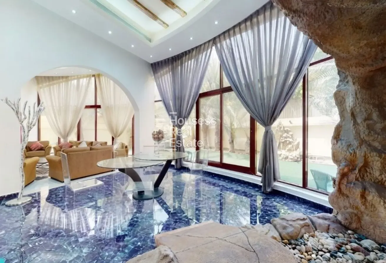 Ultra Luxury Villa | Emirates Hills | Lake Facing