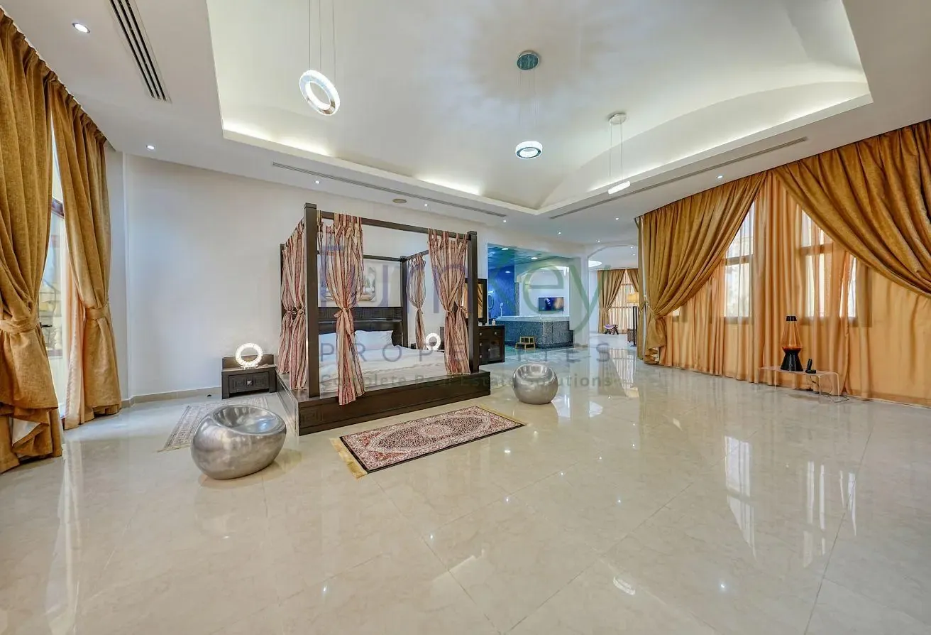 7 BED CUSTOM MADE MANSION I FURNISHED I BASEMENT