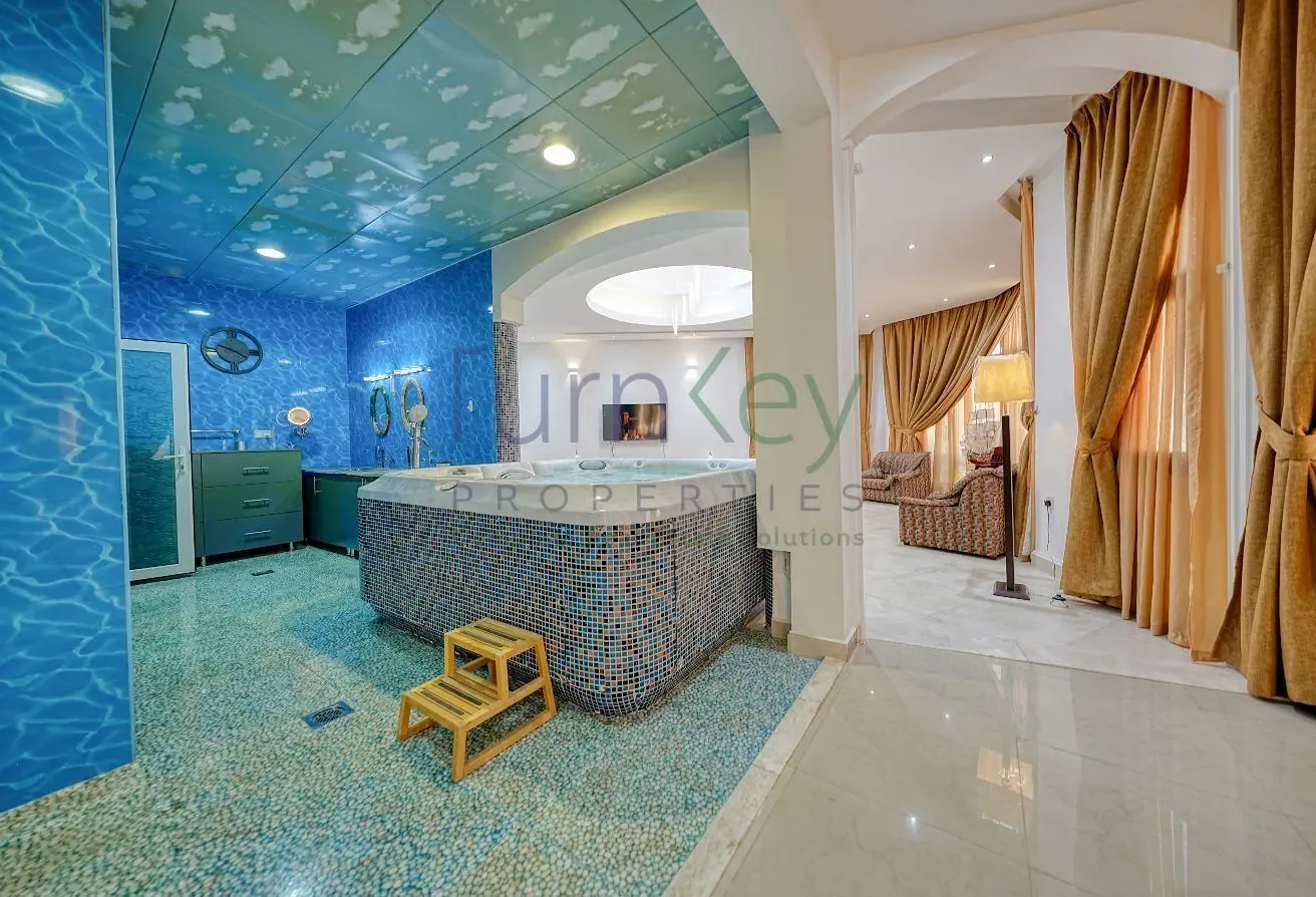 7 BED CUSTOM MADE MANSION I FURNISHED I BASEMENT