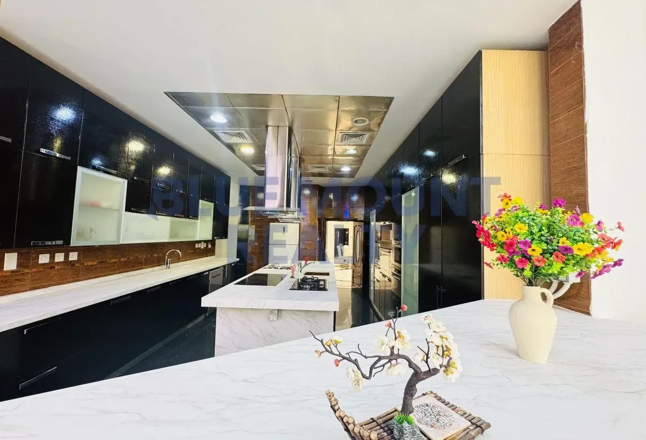 Prestigious Lake View | Ultra Luxury | Premium