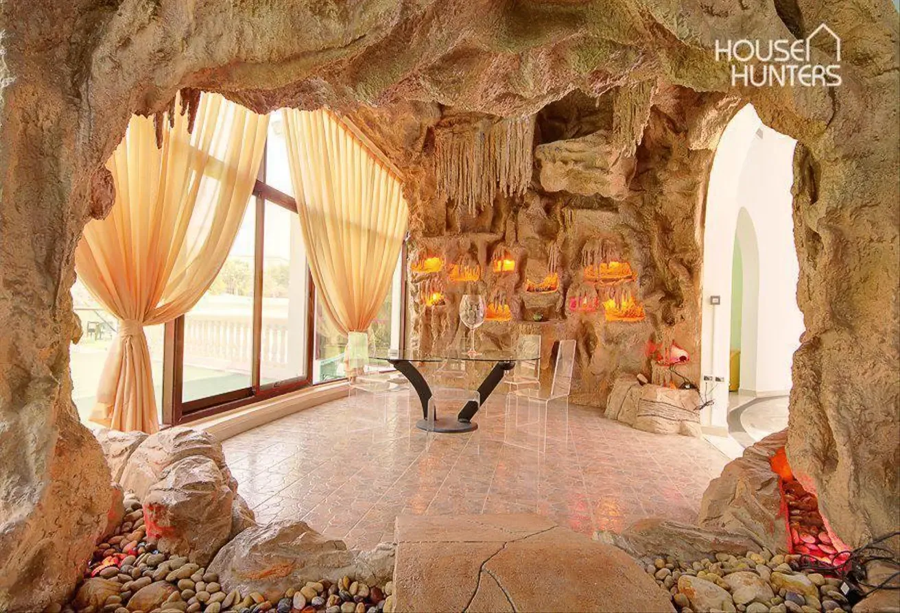 Exclusive | Cinema | 8 Bedrooms