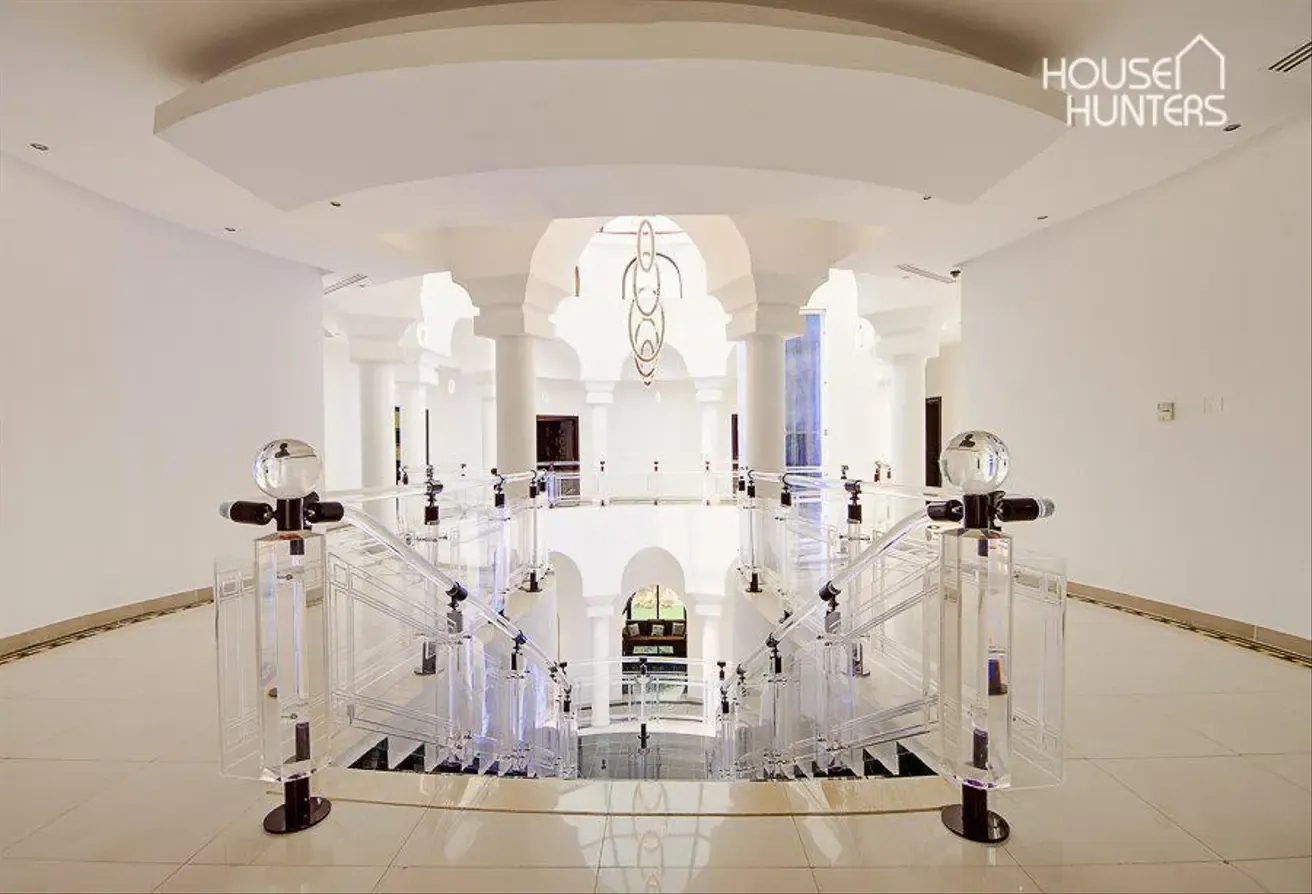 Exclusive | Cinema | 8 Bedrooms