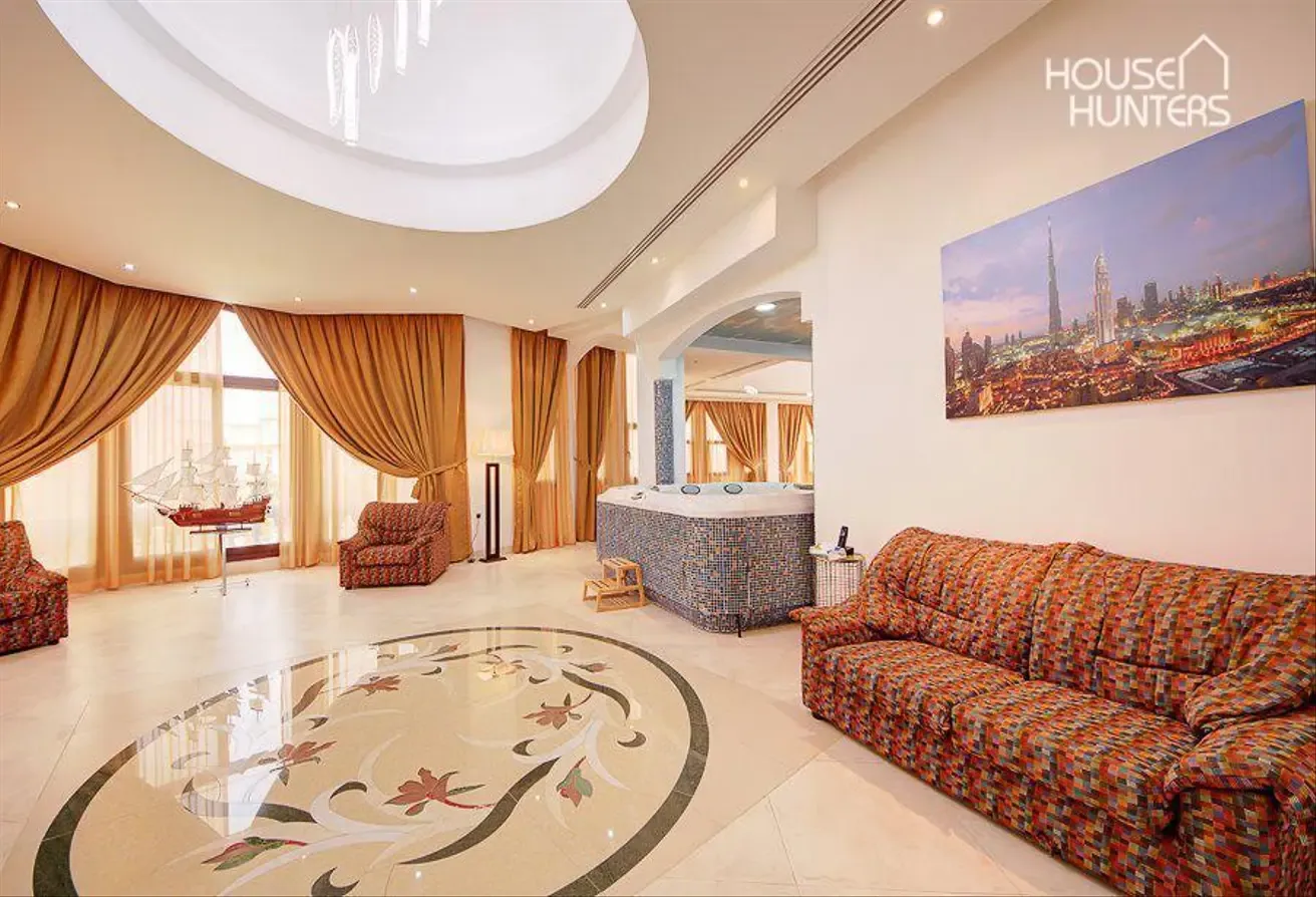Exclusive | Cinema | 8 Bedrooms