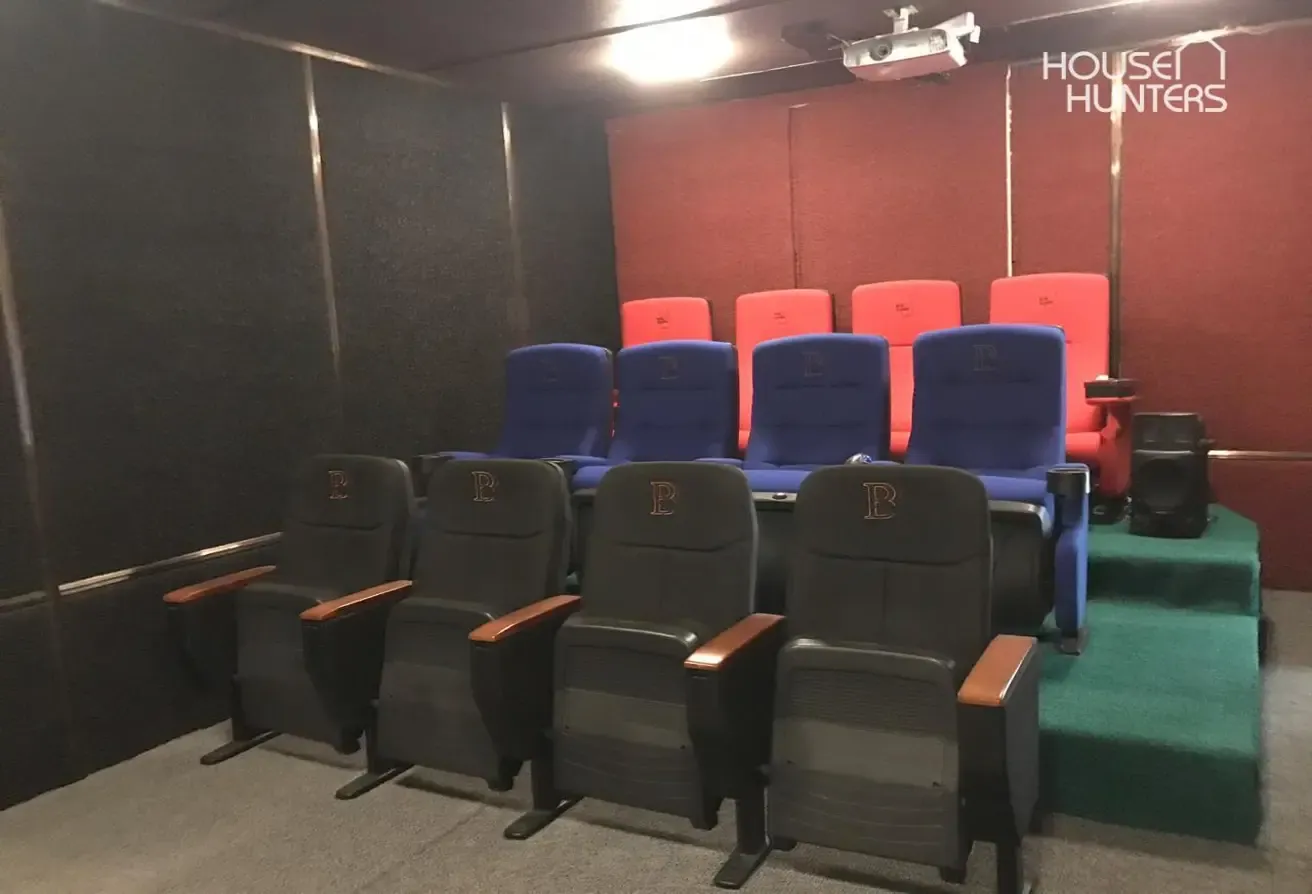 Exclusive | Cinema | 8 Bedrooms