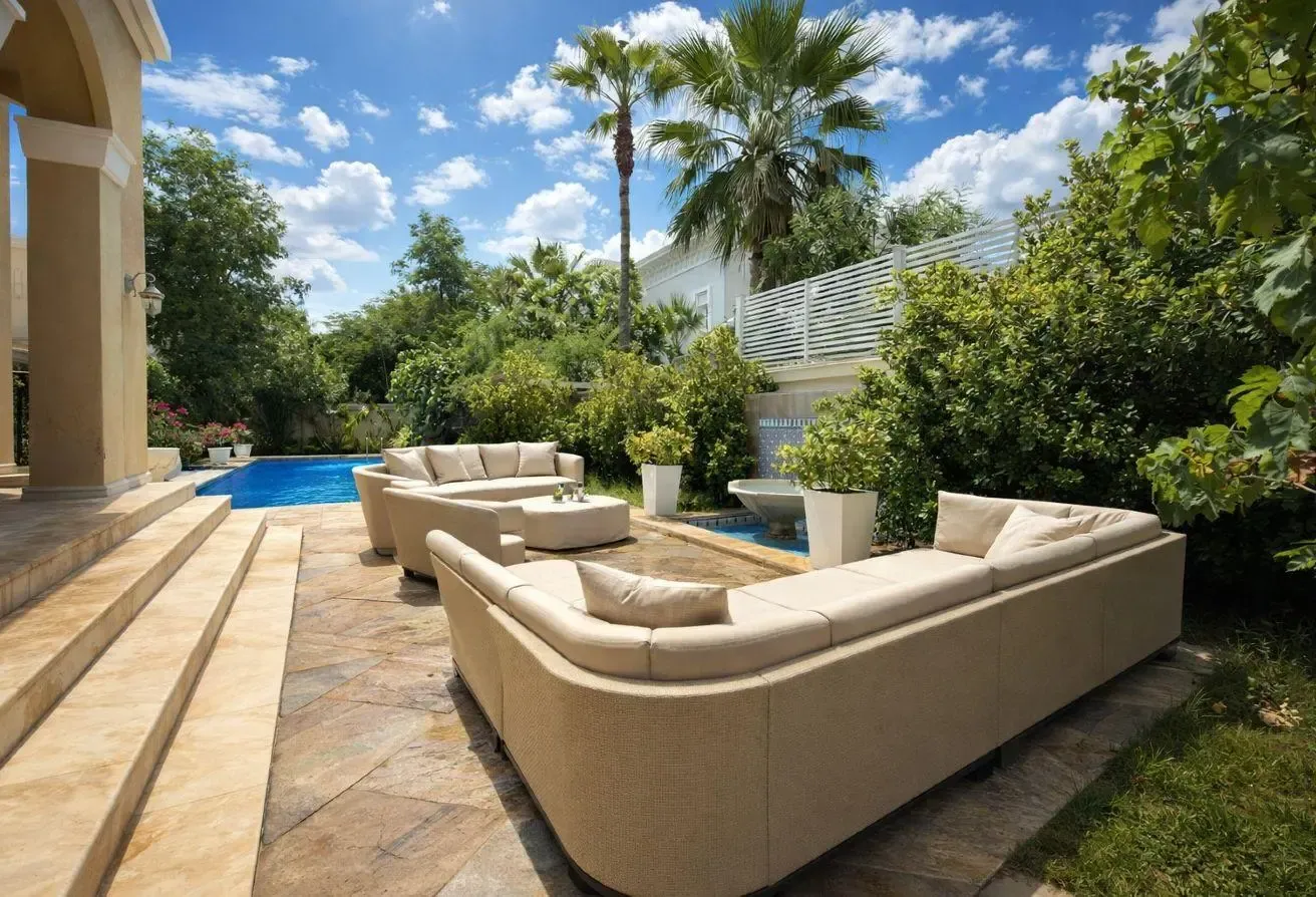 Lake View | Bright Villa | Private Pool & Garden