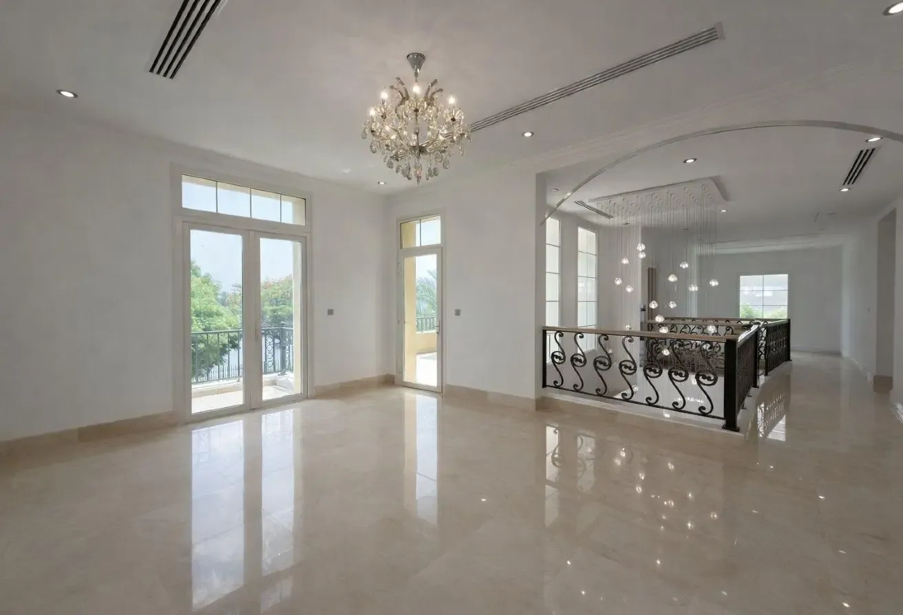 Lake View | Bright Villa | Private Pool & Garden