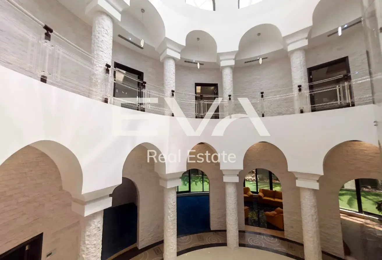 STUNNING 8-BEDROOM MANSION | LAKE VIEWS