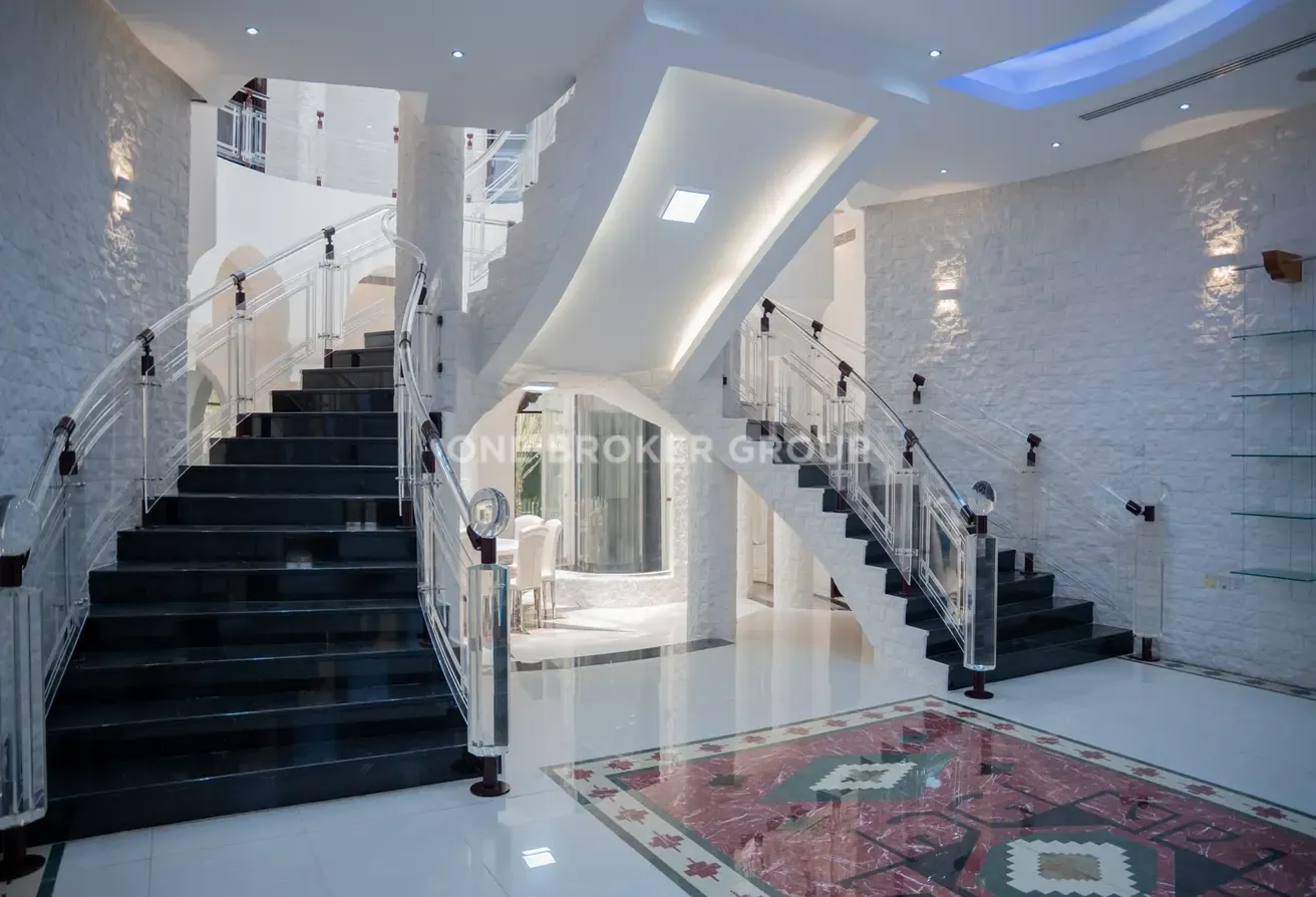 Rare Ultra-Luxury Mansion I Negotiable