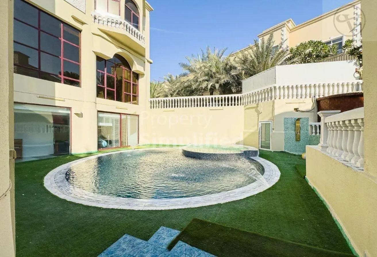Lakefront Villa | Private Pool and Lift | Jacuzzi
