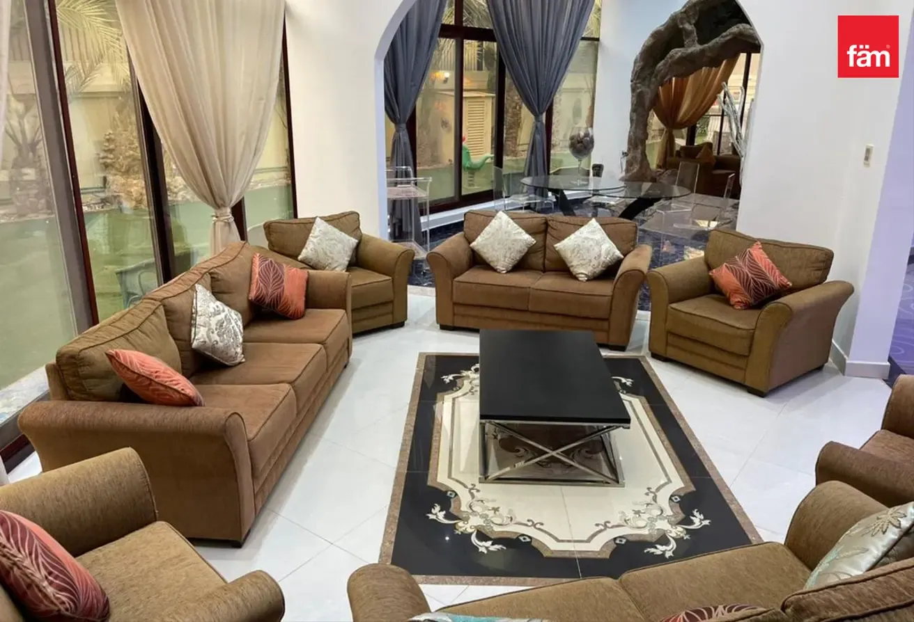 Standalone Luxury Villa | Prestigious Mansion