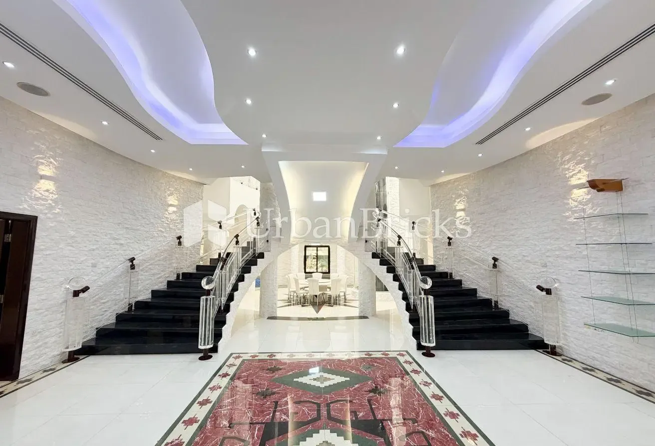 Spacious | Prime Location | Full Lake View