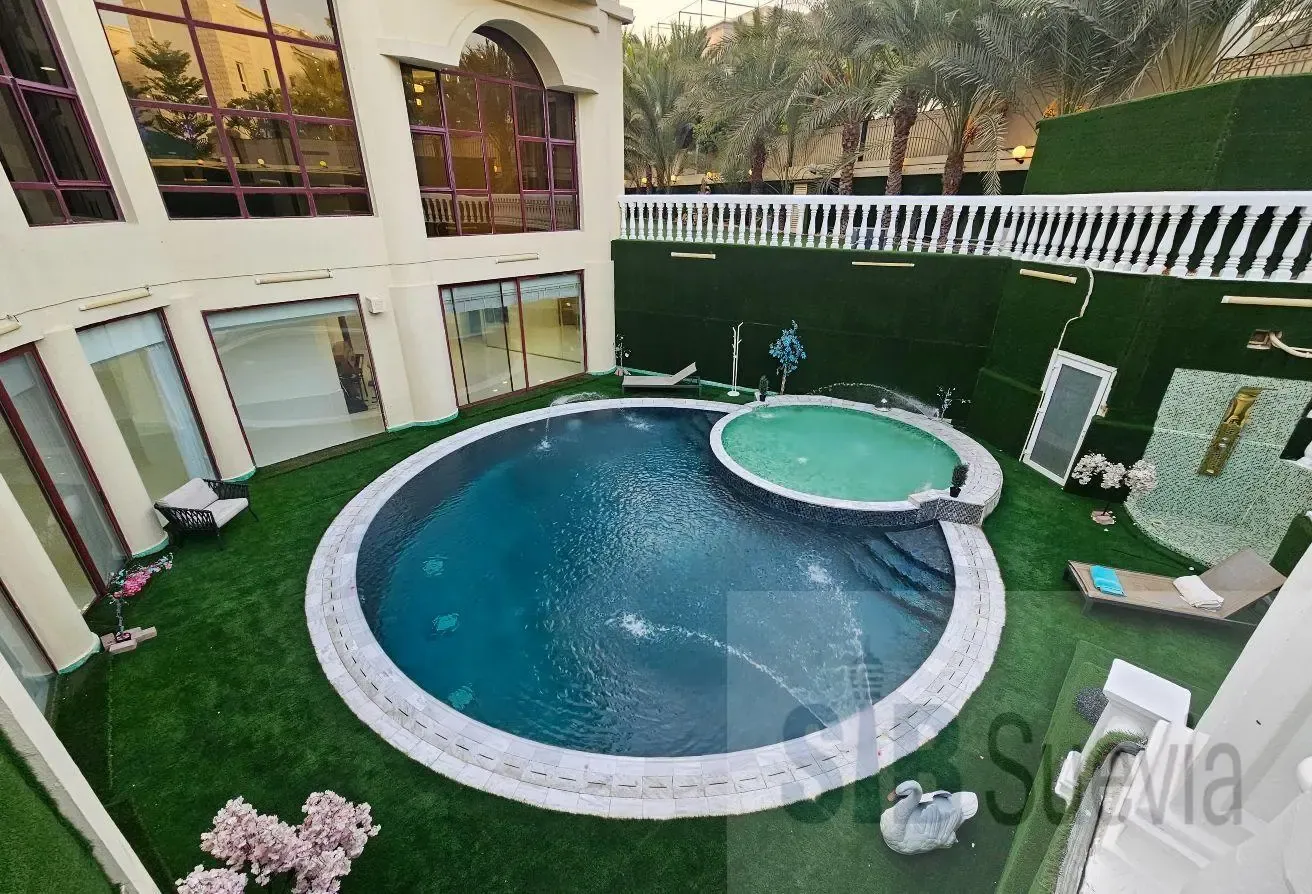 Luxurious Mansion | Rooftop Garden | Private Pool