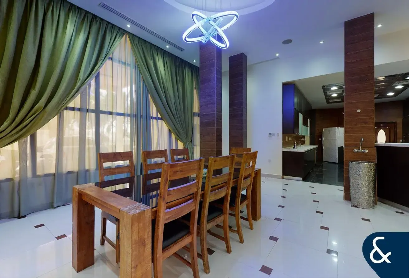 Grand Entrance | Lake Views  |  Cinema Room