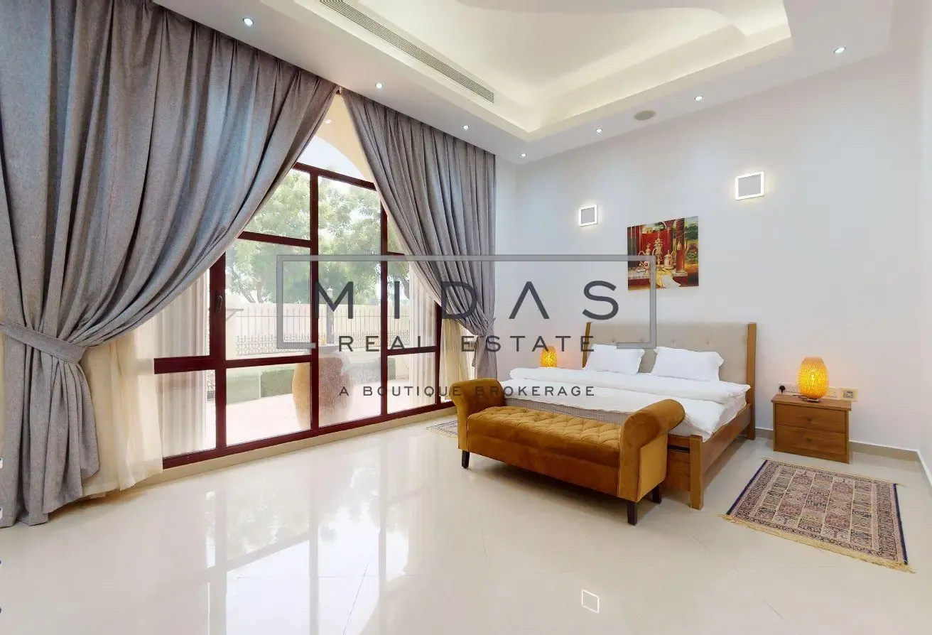 Luxurious Villa | Lake View | Fully Furnished