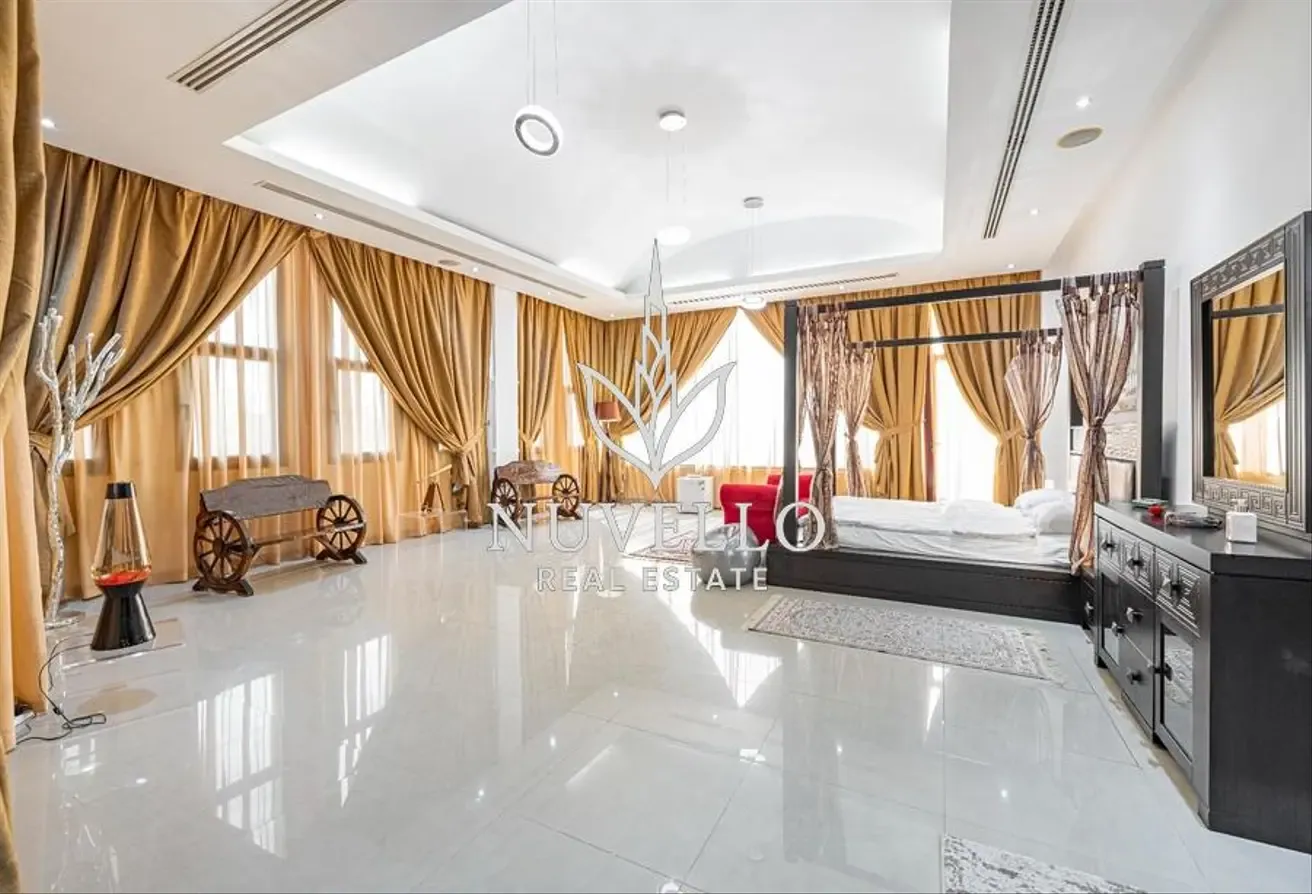Lake View | Custom Built Mansion | Spa | Lift