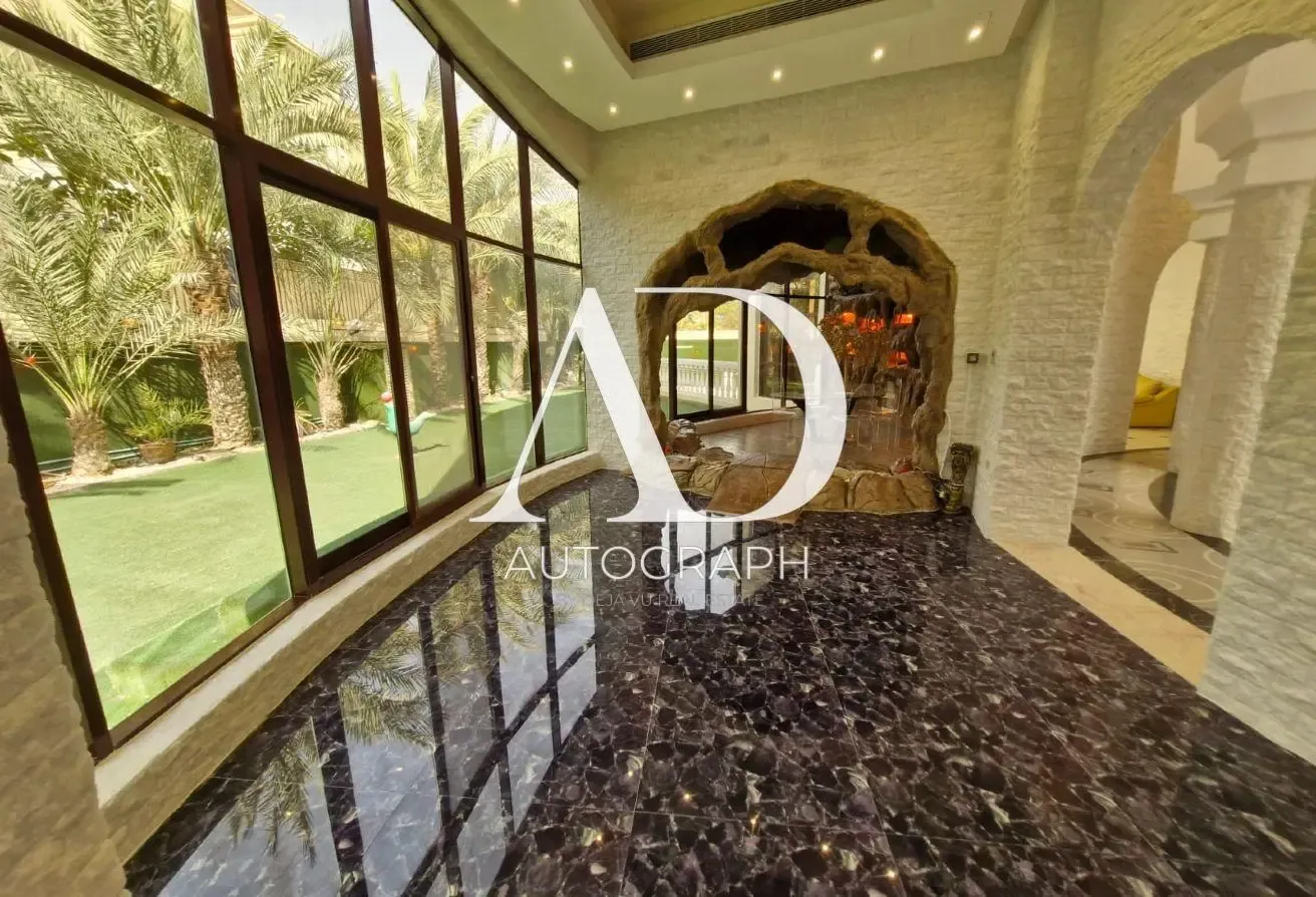 Exquisite Lake-Facing Villa | Emirates Hills